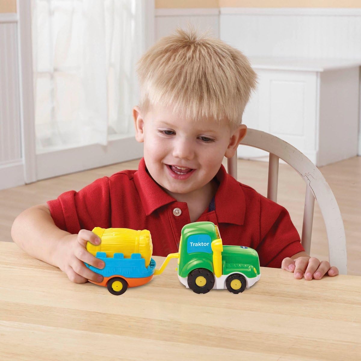 VTech 80-152304 Tut Tut Baby Flitzer Traktor mit Anhänger VTech Tut Tut Baby Flitzer Grüner Traktor mit abnehmbarem Anhänger und Licht- und Soundeffekten