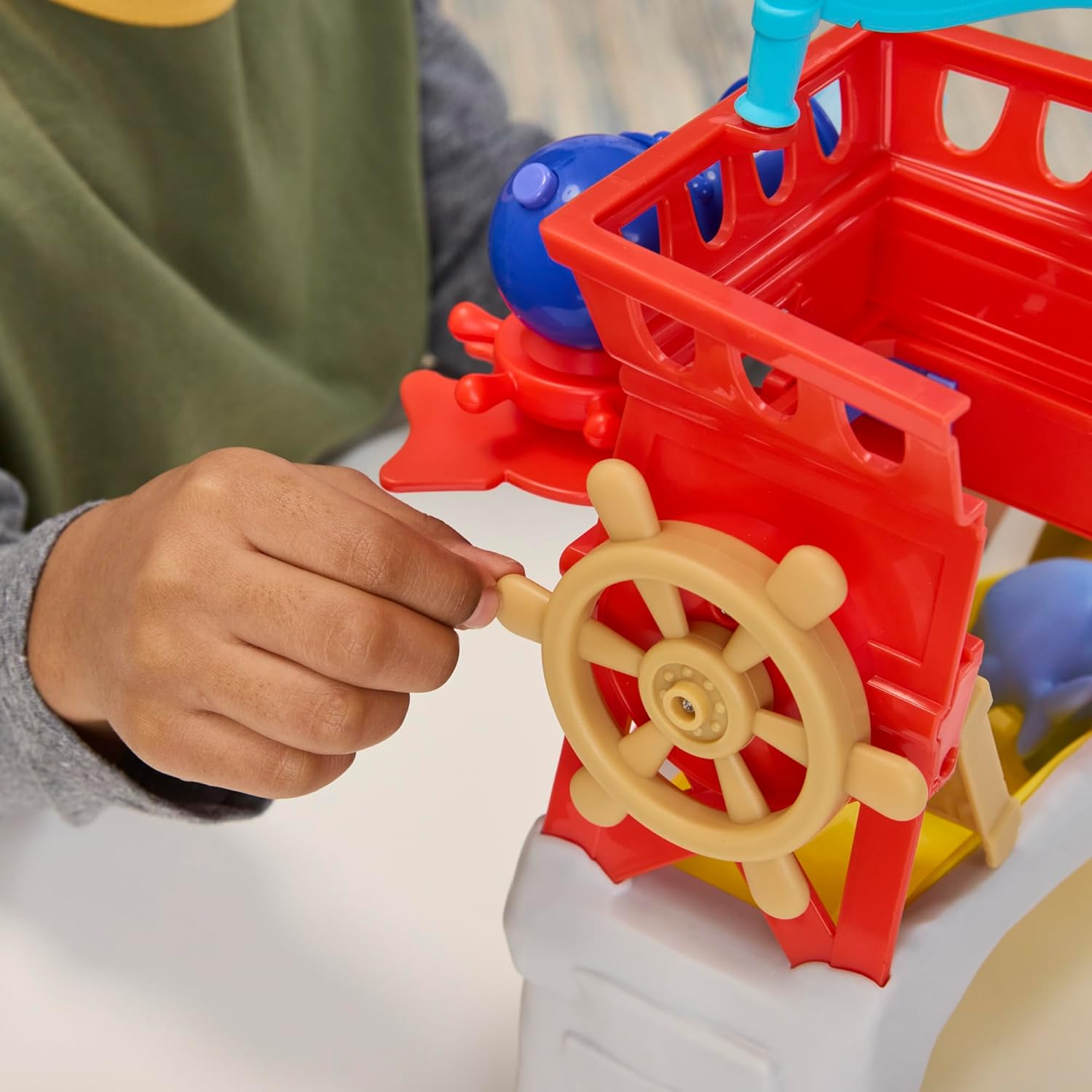 Marvel Spidey und Seine Super-Freunde Water-Webs Spidey Insel Spielset mit 2 Figuren