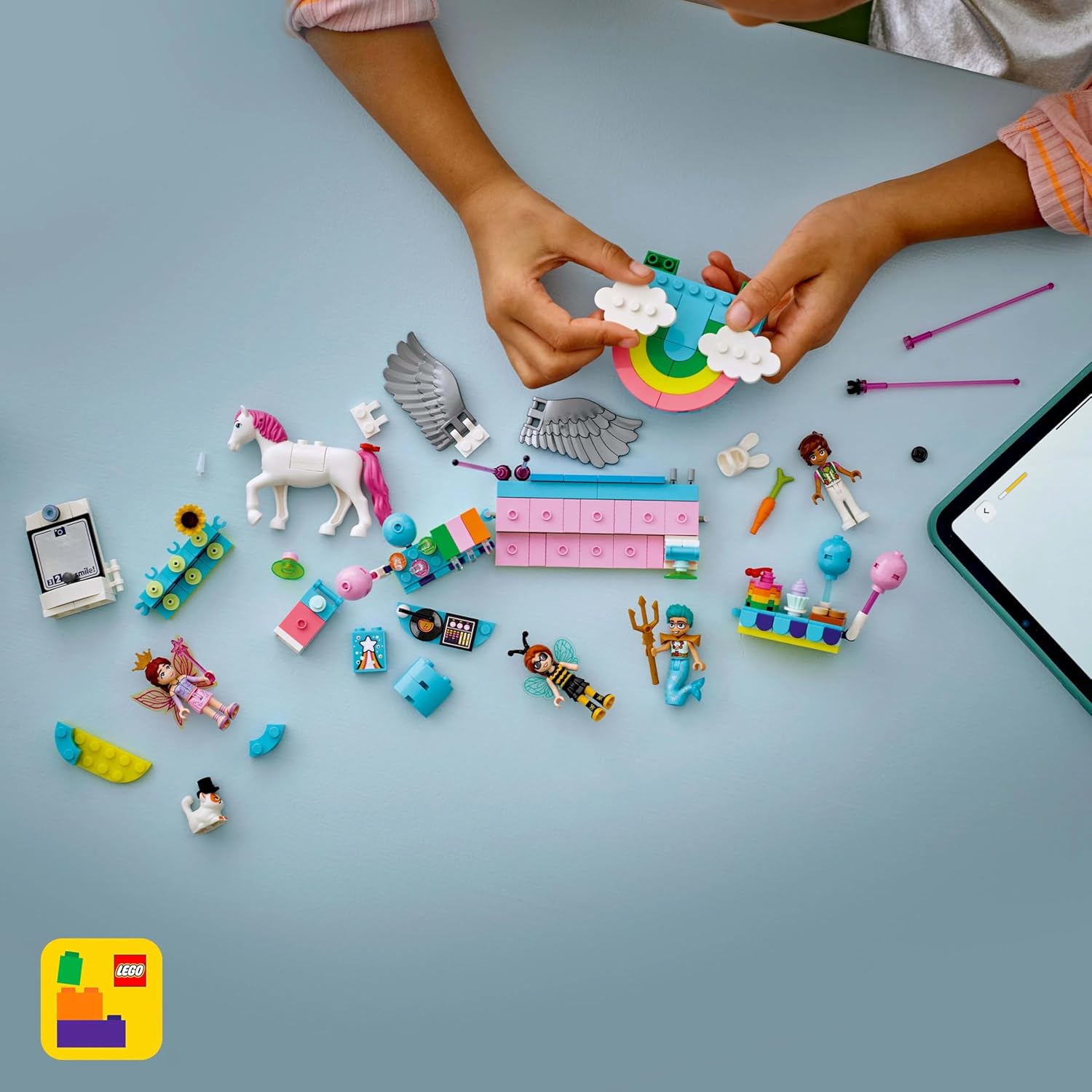 LEGO 10334 Icons Retro-Radio Bauset mit Soundfunktion