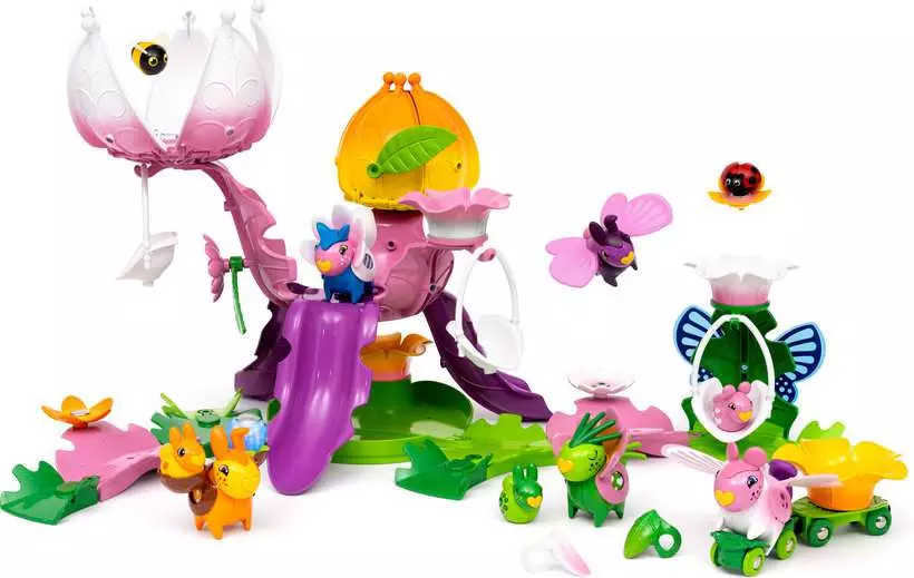 BRIO Flora - 36242 Blumenstadt Deluxe Set | Spielset für endlosen fantasievollen Spielspaß für Mädchen und Jungen ab 3 BRIO Flora - 36242 Blumenstadt Deluxe Set | Spielset für endlosen fantasievollen Spielspaß für Mädchen und Jungen ab 3