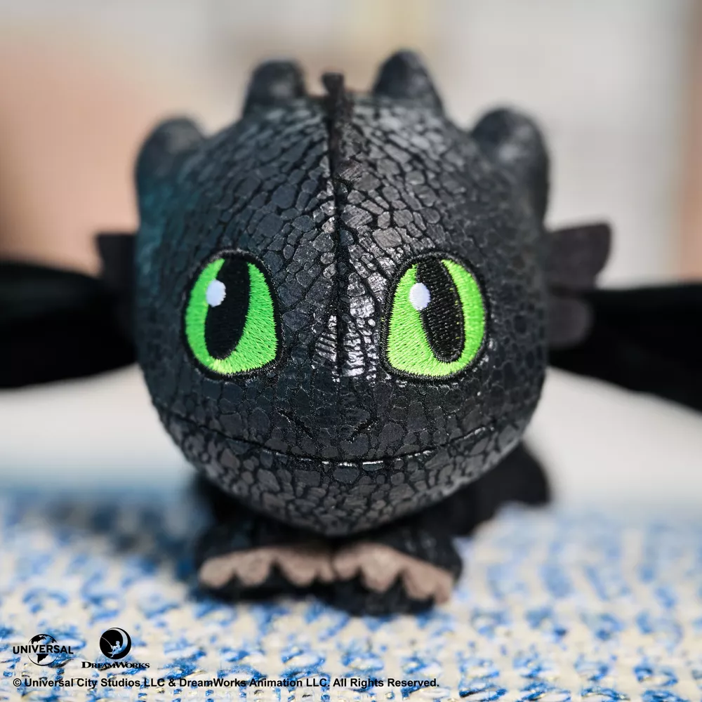Dragons Movie - Huggging Ohnezahn
