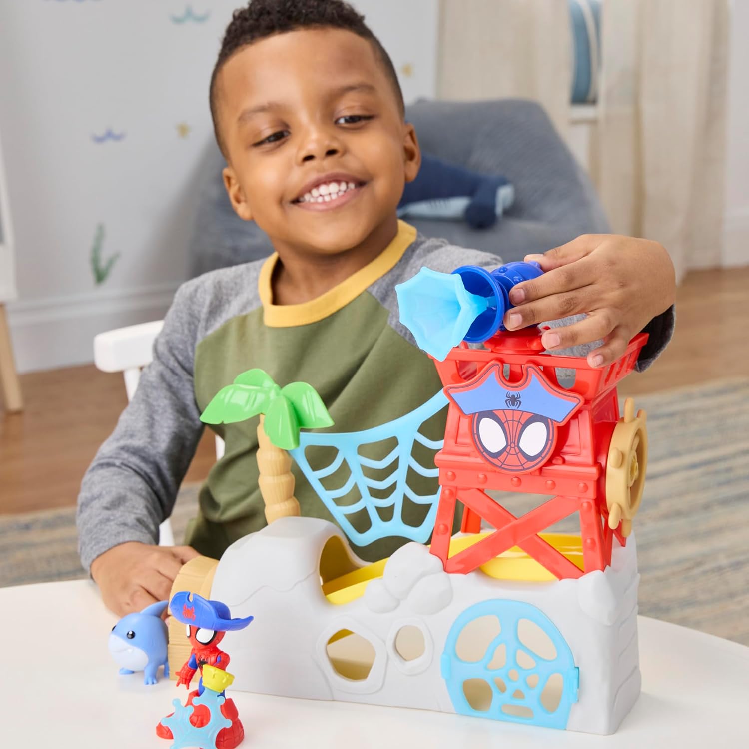 Marvel Spidey und Seine Super-Freunde Water-Webs Spidey Insel Spielset mit 2 Figuren