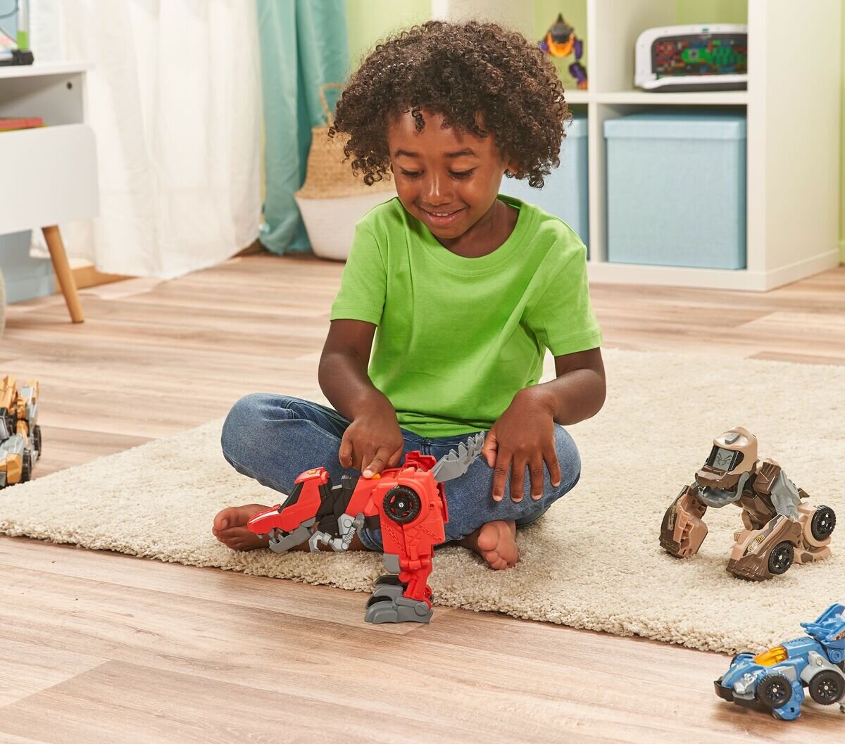 VTech Switch & Go Dinos «Fighter Velociraptor» transformierbarer Dino/Auto mit LED-Effekten, LCD-Animation, 4 Projektile, Sprache & Sound, 2 × AAA, ab 3 Jahren,