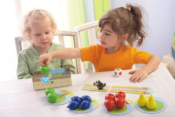 HABA Meine ersten Spiele: Erster Obstgarten – Kooperatives Würfelspiel mit Holzfiguren