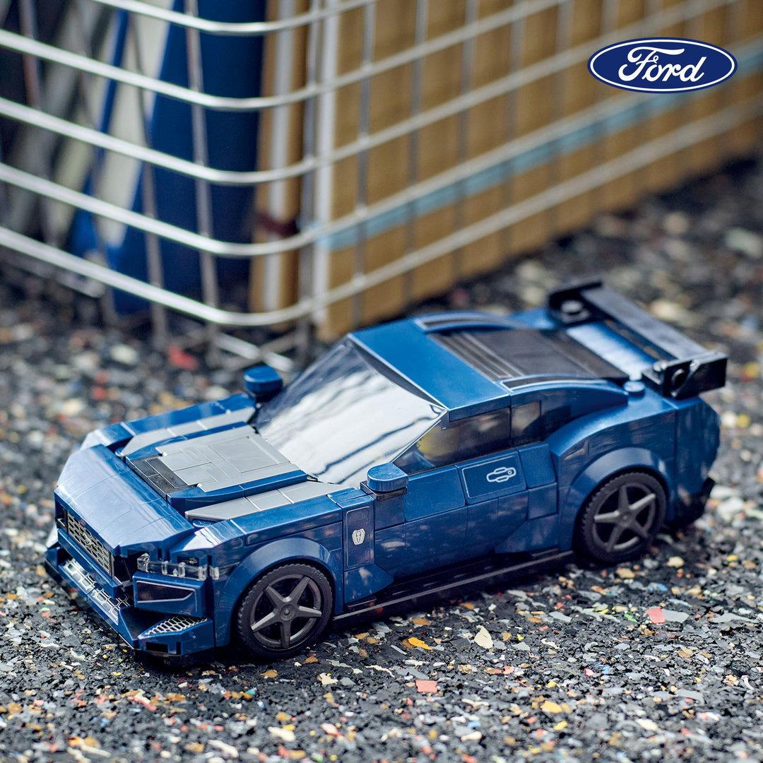 LEGO® Speed Champions Ford Mustang Dark Horse Sportwagen 76920