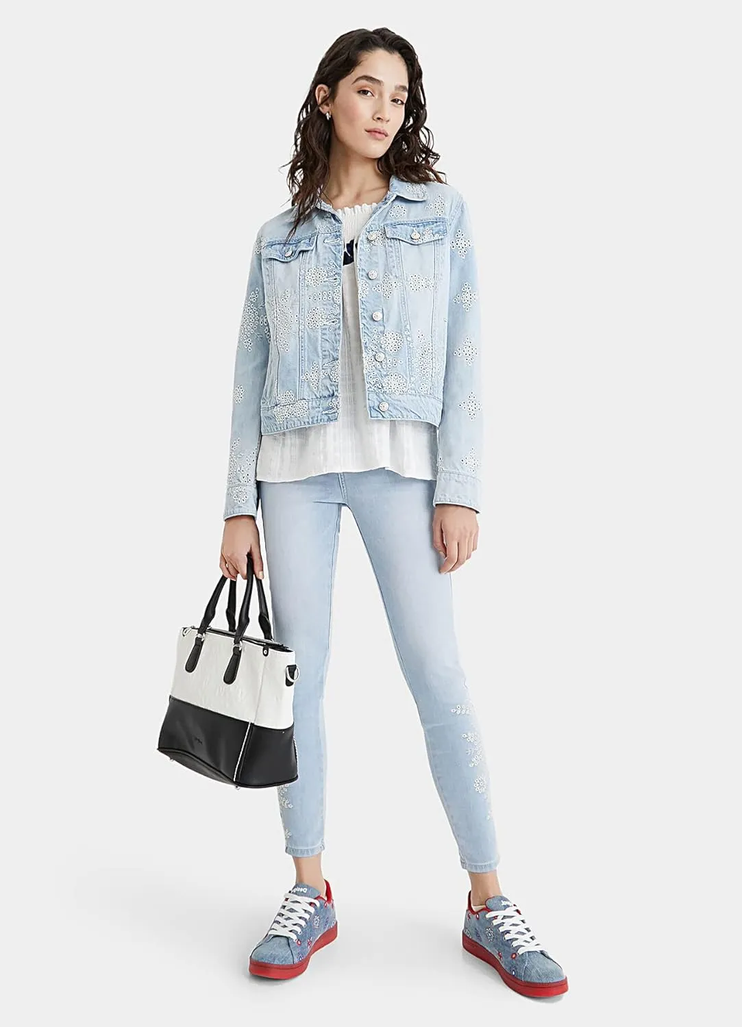 Desigual Damen Jeansjacke „Chaq Calm“ - Denim 21SWED155007 GR. 42