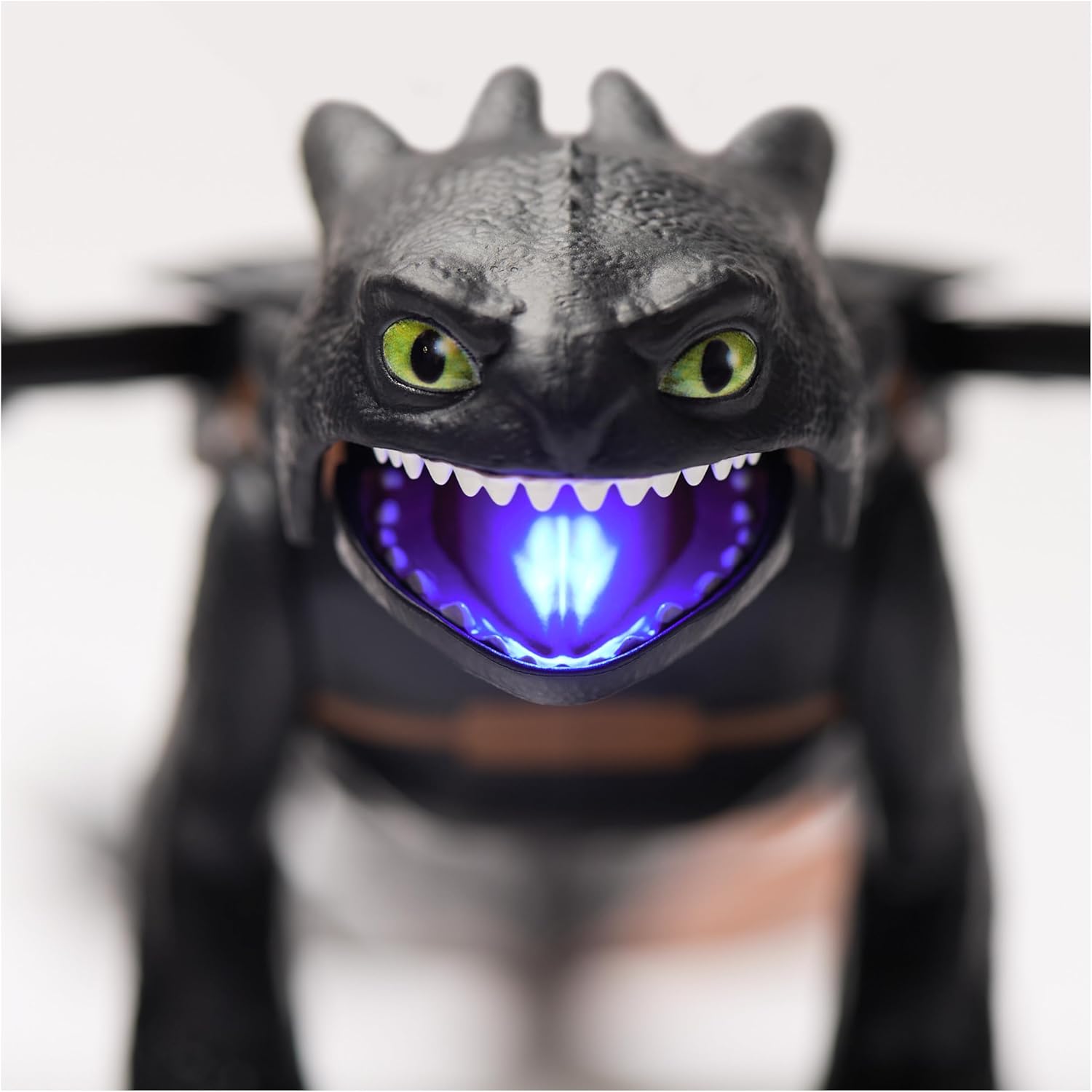 DreamWorks  Plasma Blast Ohnezahn – 51cm lange Drachenfigur mit Licht & Sound 6072541