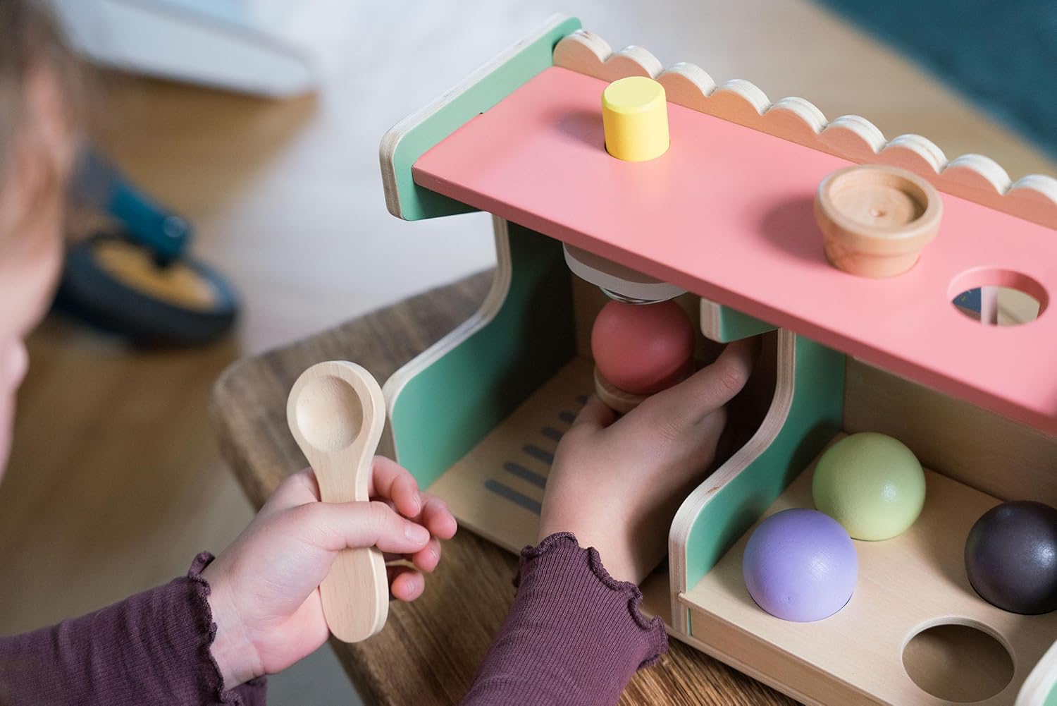 Dantoy 4774 Eiscreme-Shop - Holzspielset in Geschenkbox, 12-teilig
