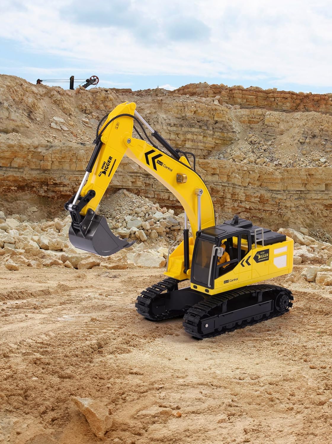Revell 24638 RC Construction Car "Mini Digger 2.0"